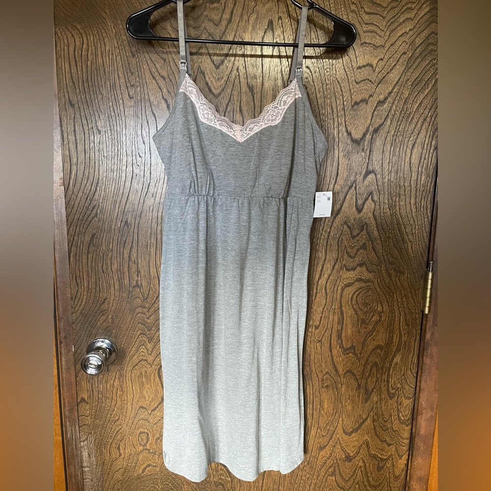 Motherhood Maternity nightgown and robe